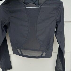 lululemon athletica Black Long-Sleeve Mesh Crop Top
